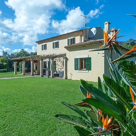 Villa Sort Gran By Vintage Travel *