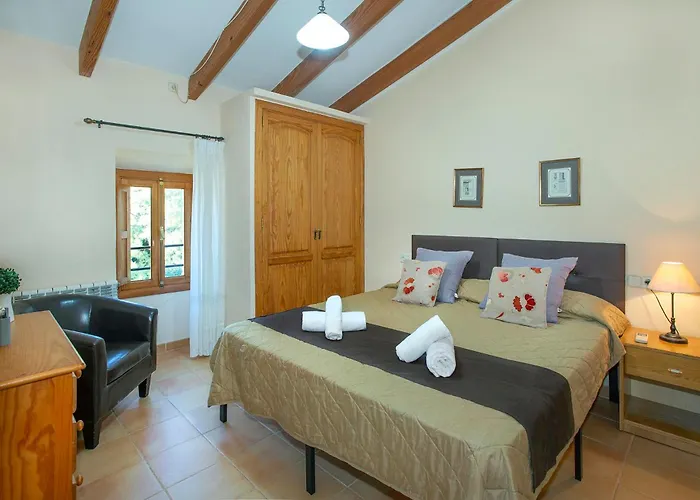 Villa Sort Gran By Vintage Travel *