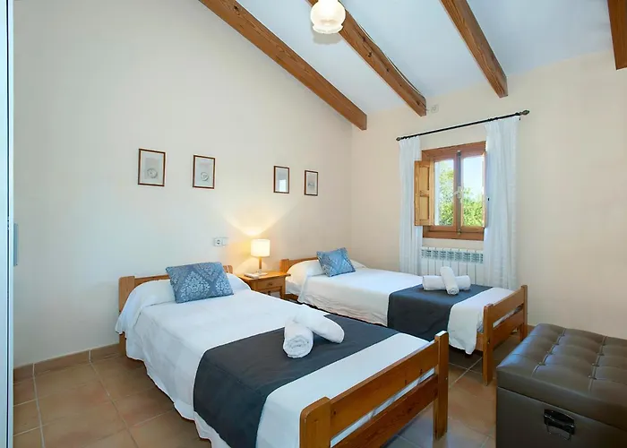 Sort Gran By Vintage Travel Villa