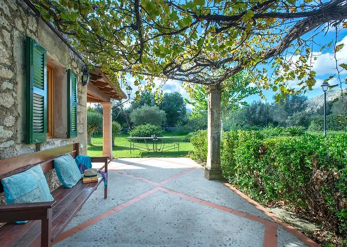 Villa Sort Gran By Vintage Travel *